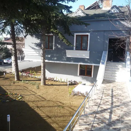 Doga Apartment